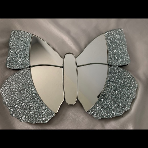 Bufferfly Mirror,🦋⚡️🐬 - Picture 2 of 2